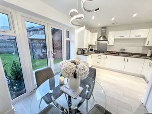 Photo 5- click for photo gallery